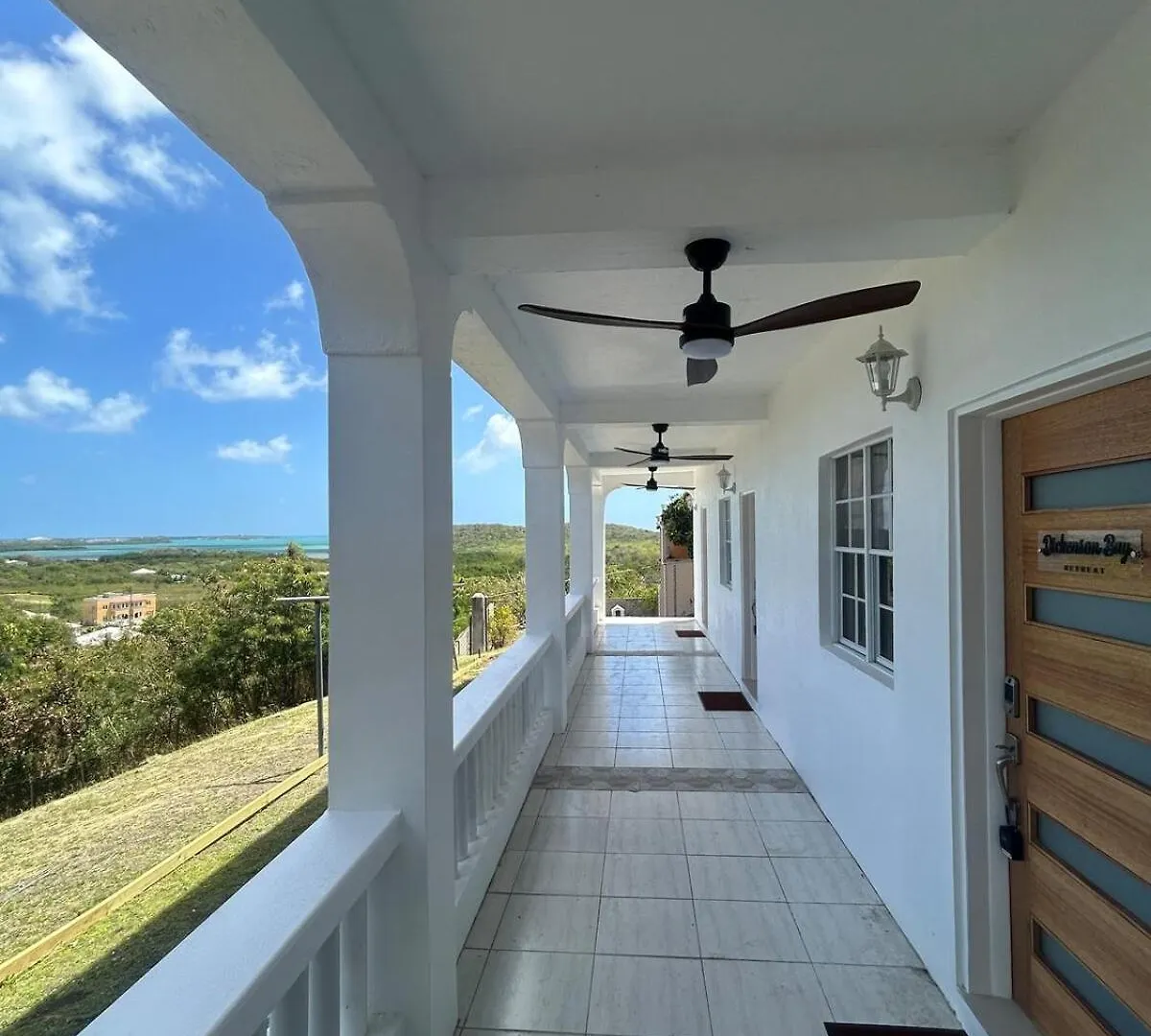 Dickenson Bay Retreat Oveanview - Sleeps Up To 5 Saint Marks Village